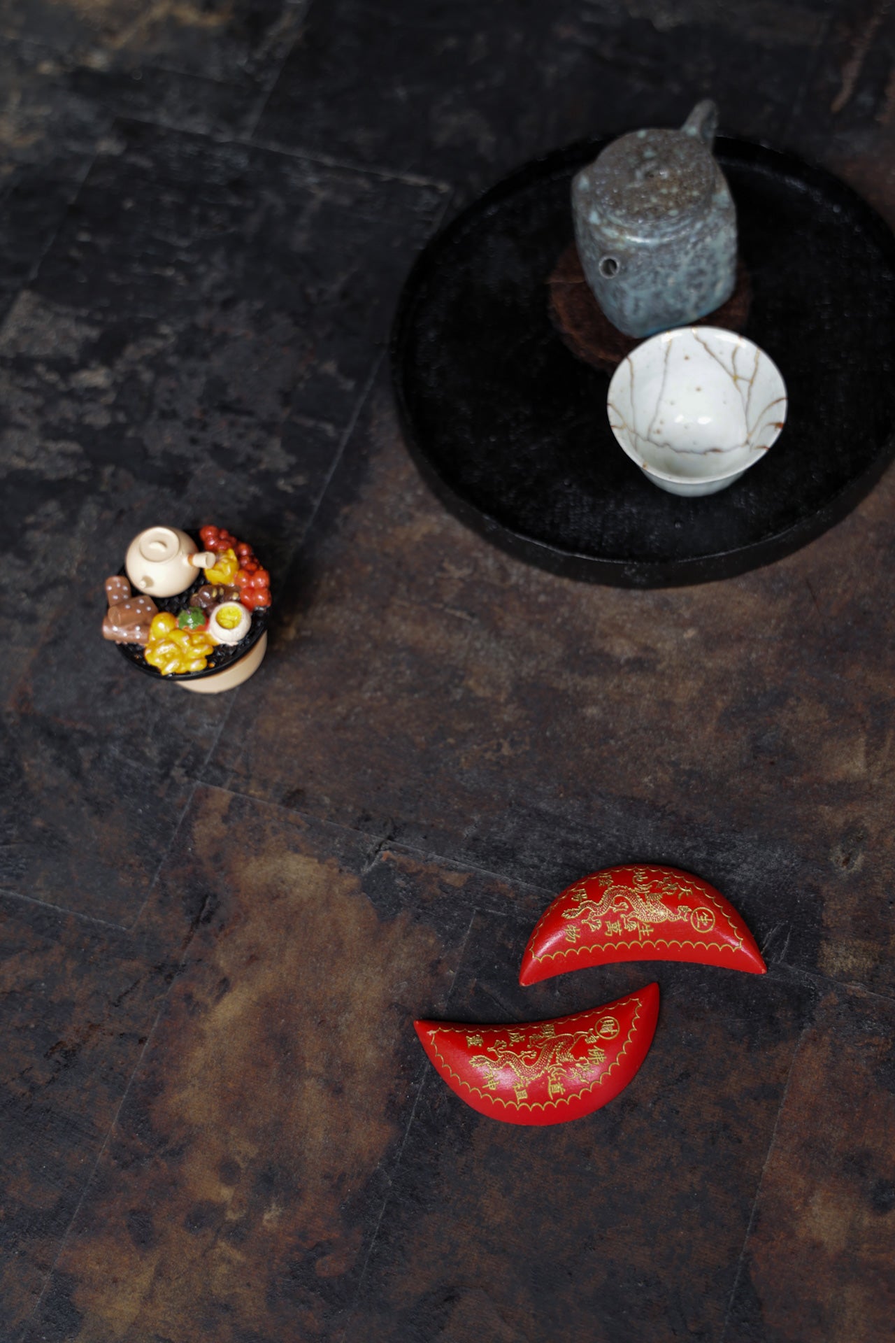 Best Ceramics-Adorable Stove-Side Tea Scene Ornament – Perfect Gift for Tea Lovers