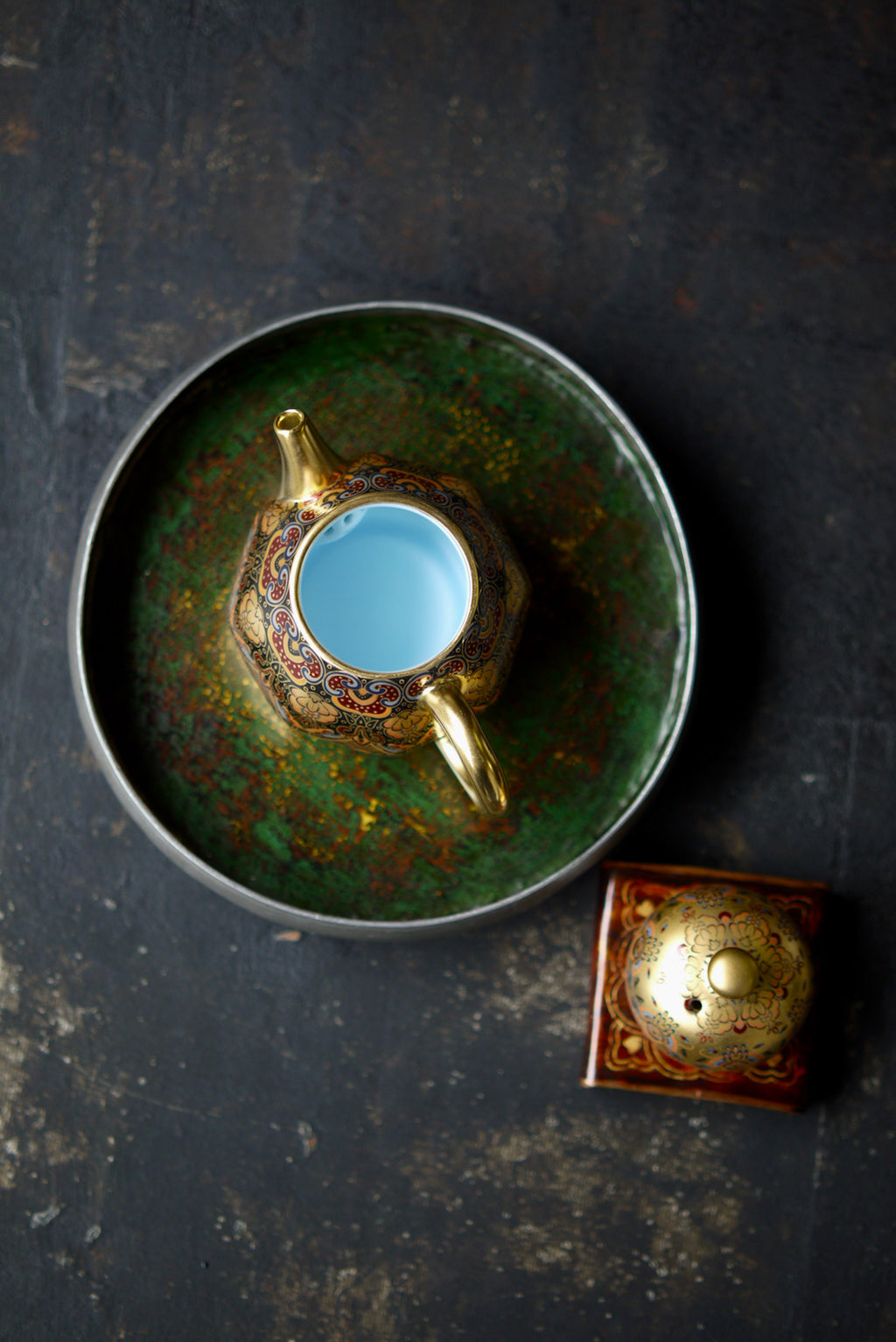 Regal Golden Elegance Dehua Porcelain Delicate Teapot|Best Ceramics