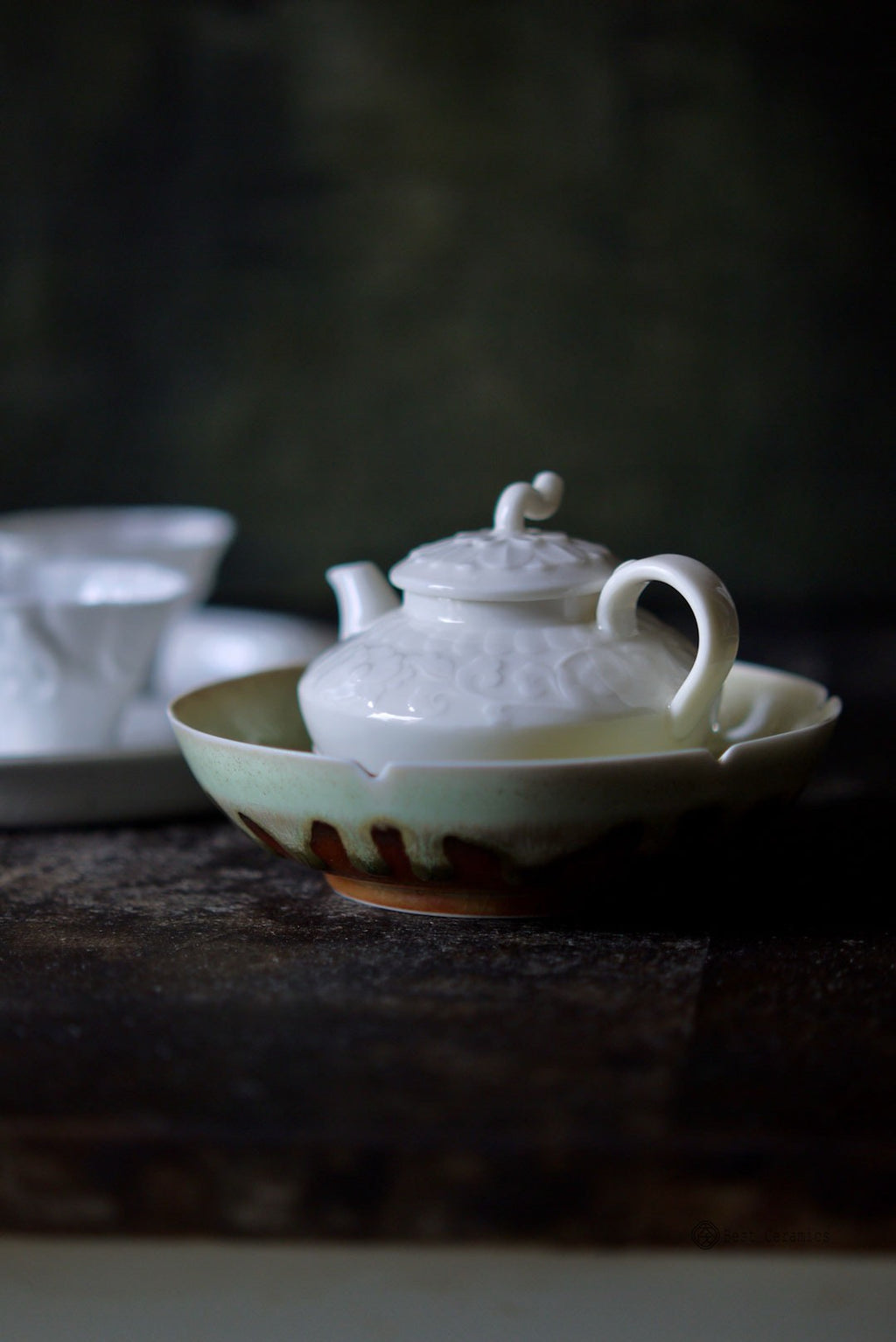 Vintage Ming Dynasty Dehua Kungfu Teapot with Lotus Relief|Best Ceramics