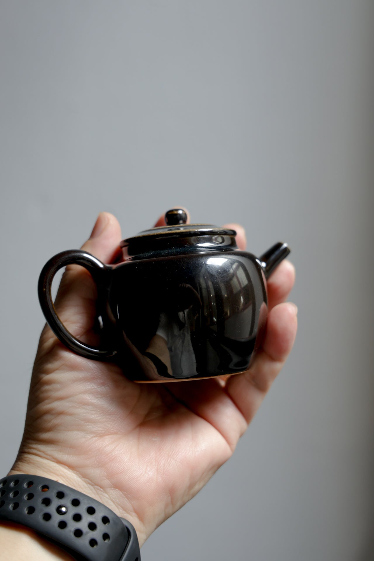 Dark Basalt Teapot by Hong Jianpeng | Handcrafted Natural Ore Clay