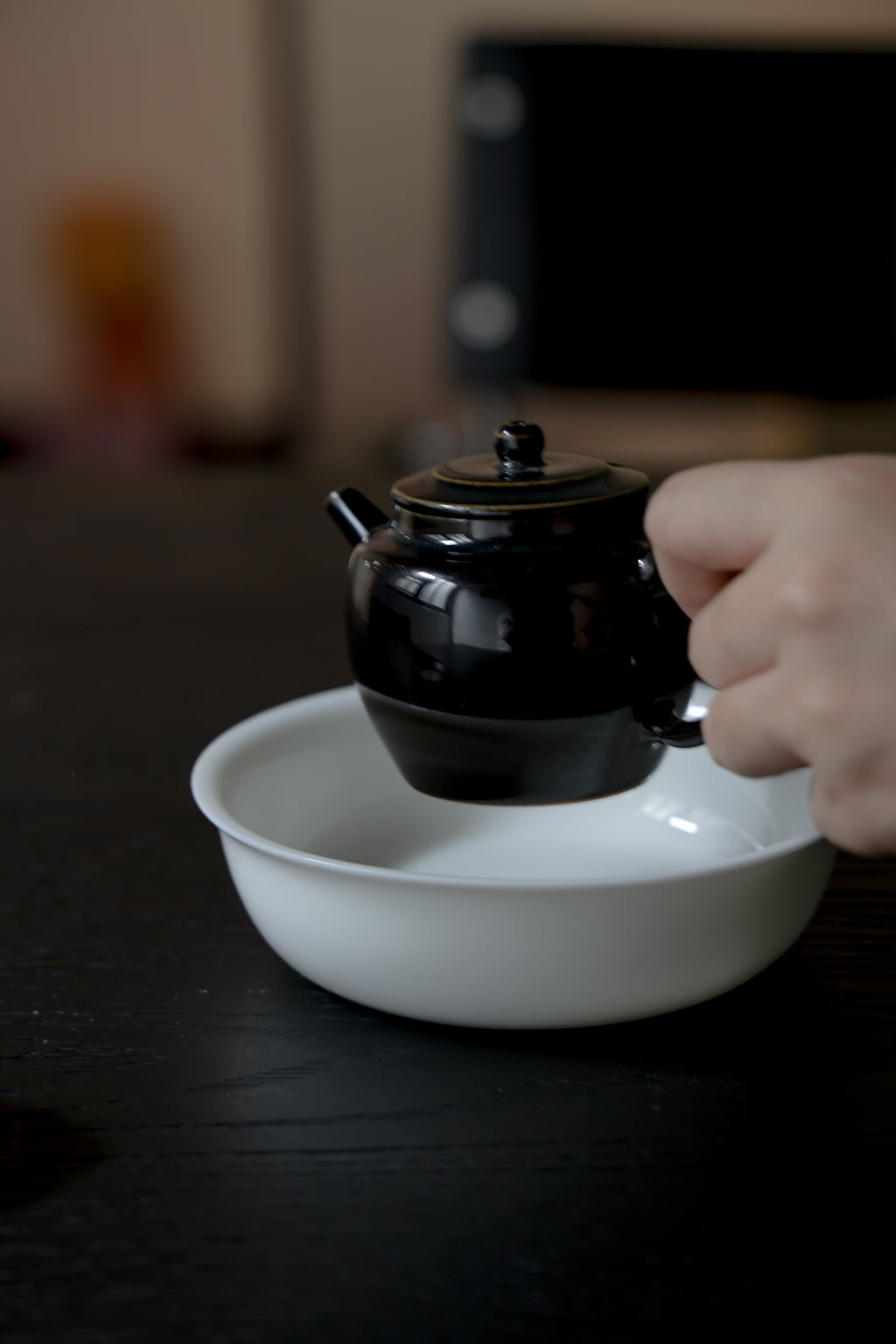 Dark Basalt Teapot by Hong Jianpeng | Handcrafted Natural Ore Clay