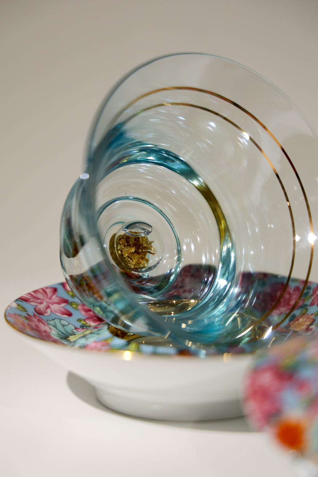 Taiwu Void & Reality Gaiwan | Glass Body & Hand-Painted Porcelain