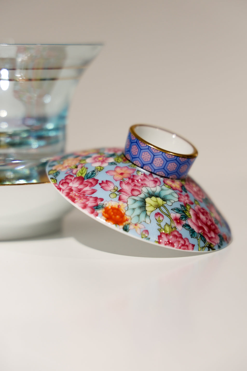 Taiwu Void & Reality Gaiwan | Glass Body & Hand-Painted Porcelain