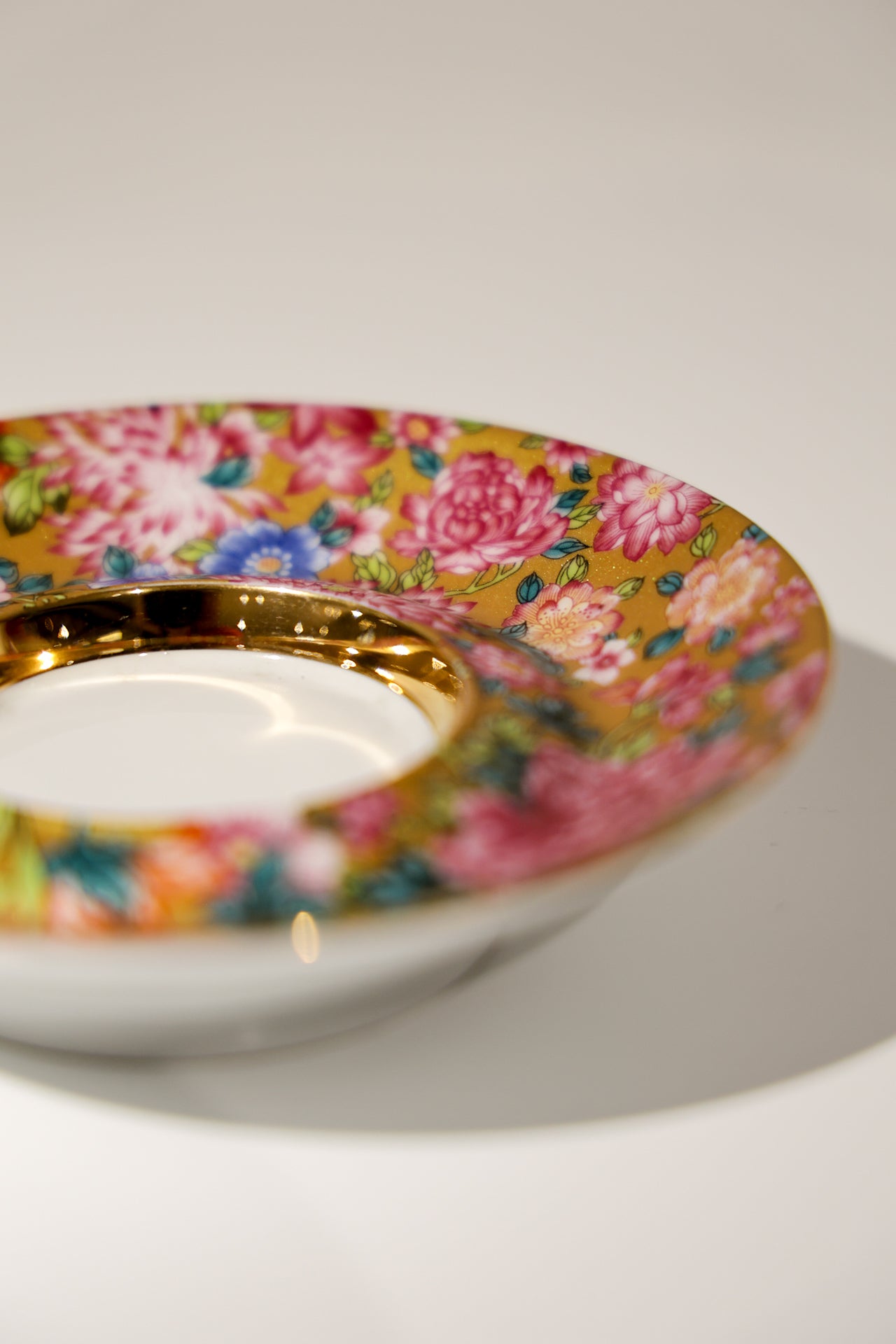 Taiwu Void & Reality Gaiwan | Glass Body & Hand-Painted Porcelain