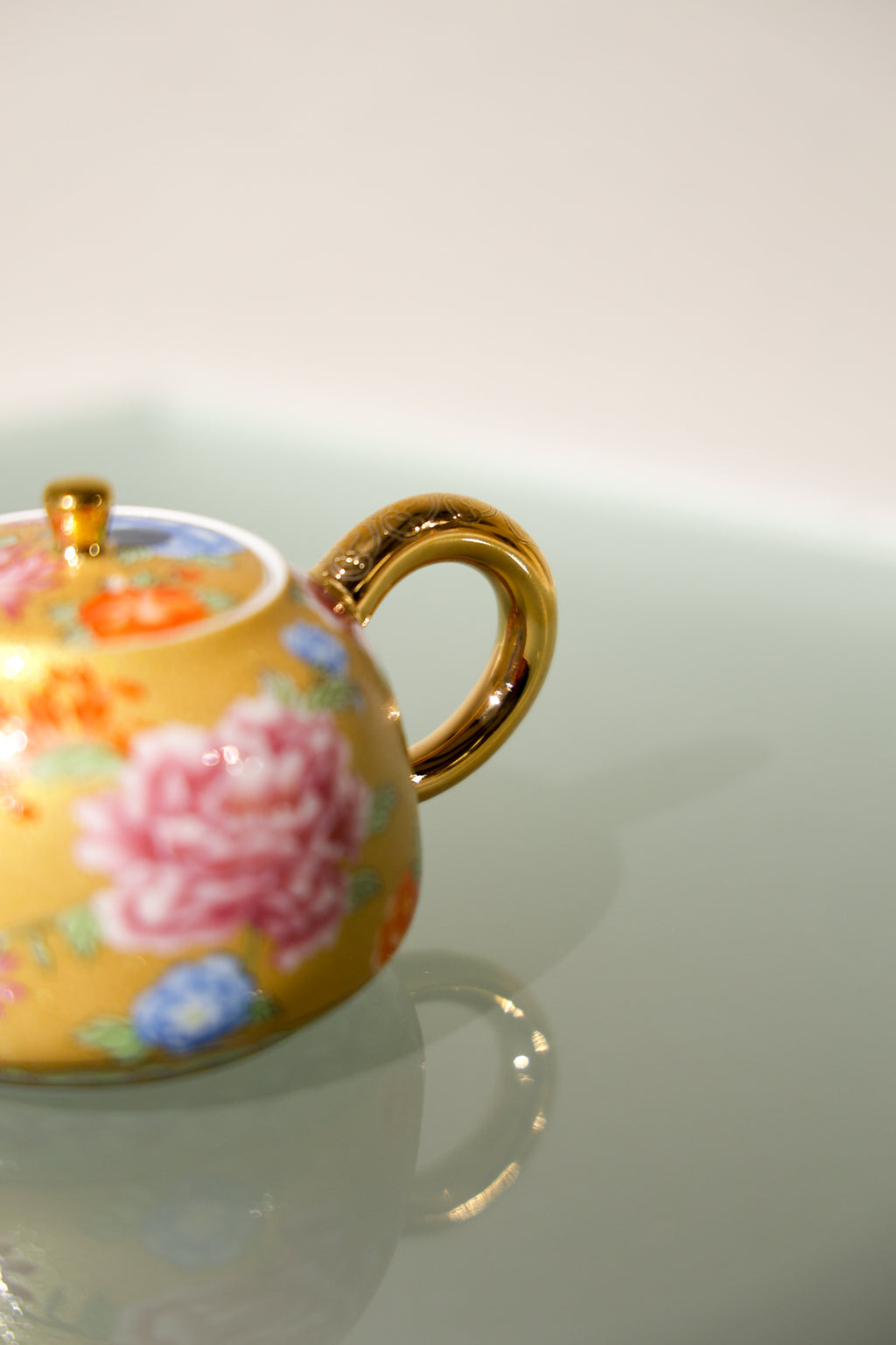 Artisan Enamel Tea Vessel | Tactile Thousand Flowers Porcelain Pot