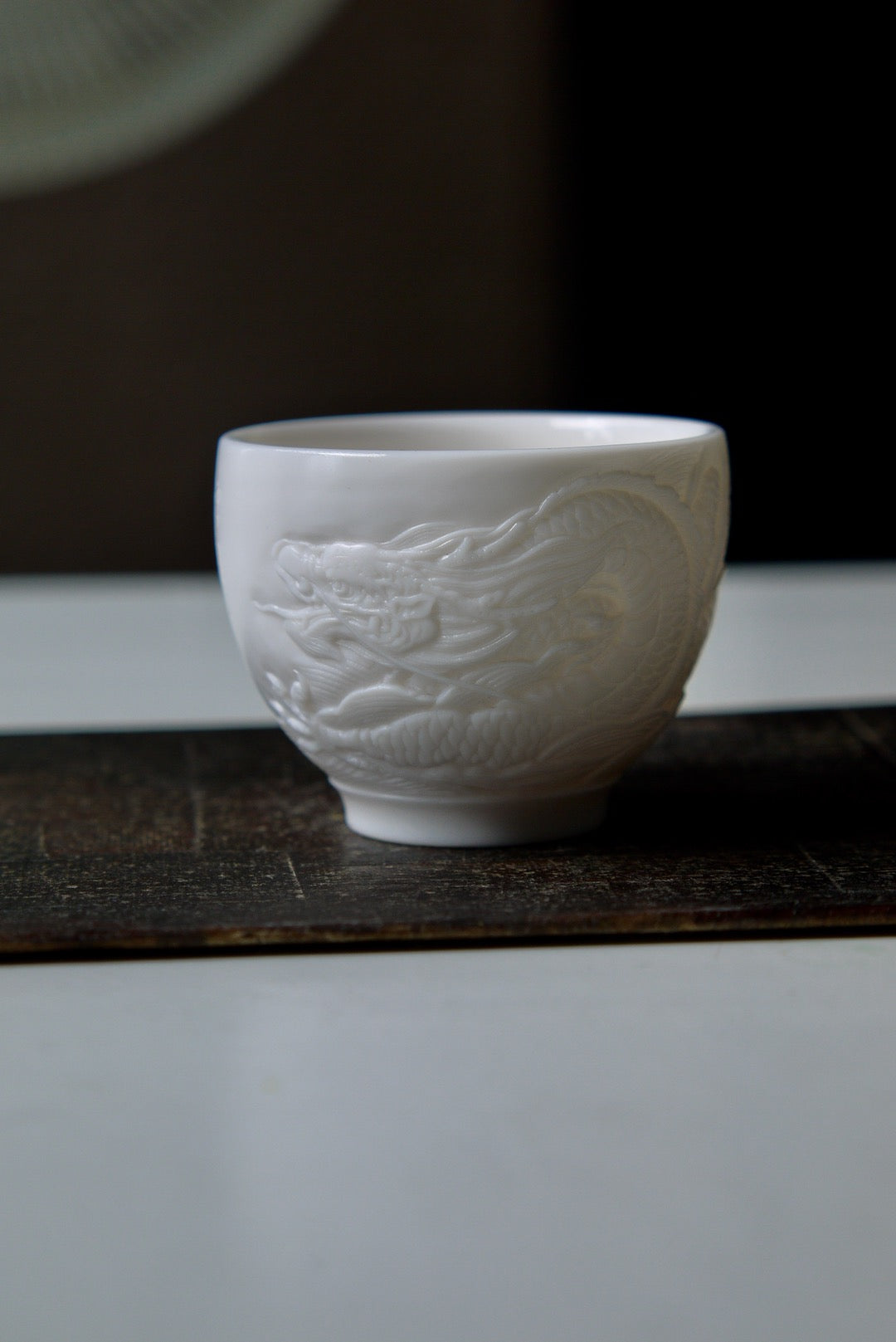 Vintage Style Dehua Jade Porcelain Hand Carved Dragon Teacup|Best Ceramics