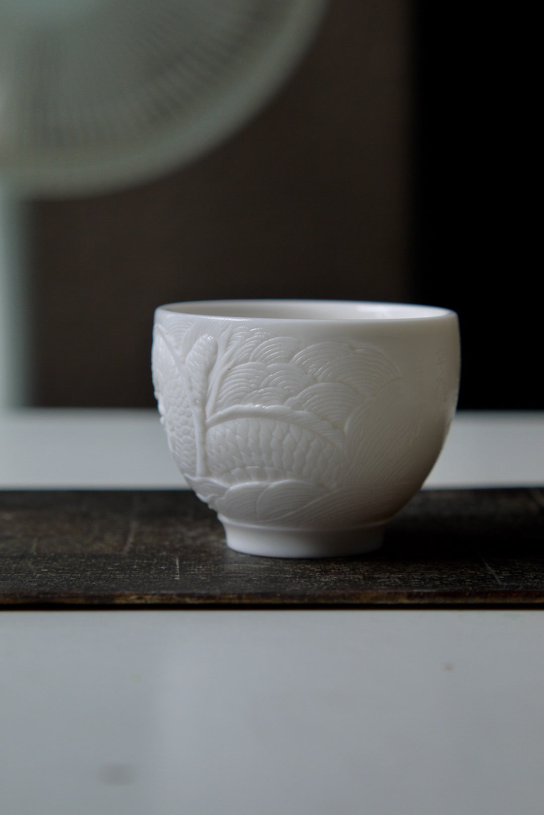 Vintage Style Dehua Jade Porcelain Hand Carved Dragon Teacup|Best Ceramics