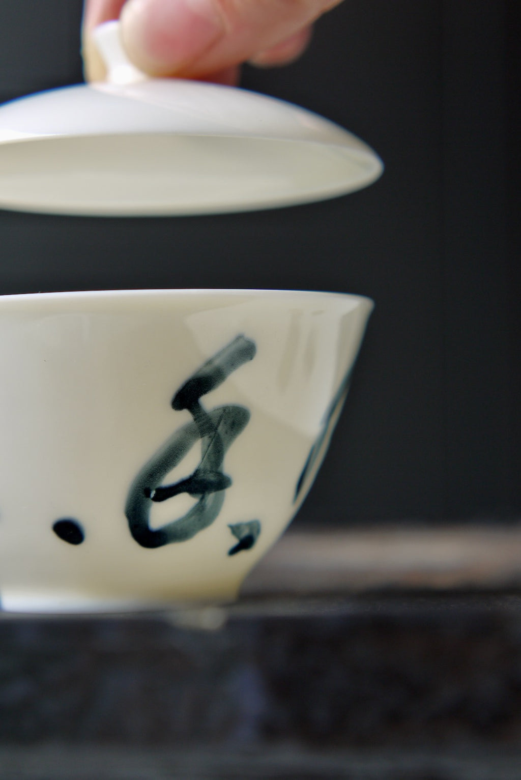 Elegant Hand write Chinese Character Poem Dehua Porcelain Gaiwan|Best Ceramics