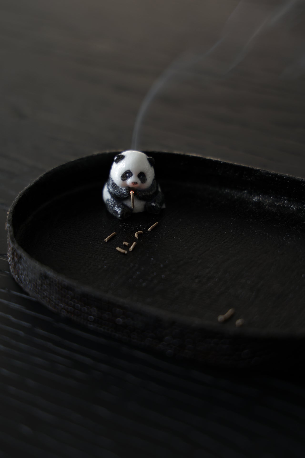 HandmadeCeramicPandaIncenseHolder_ZenOffice_TeaDecor