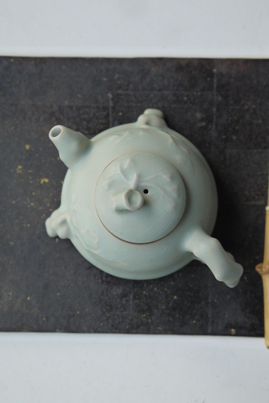 Vintage Style Ru Kiln Three-Legged Oolong Tea Teapot |Best Ceramics
