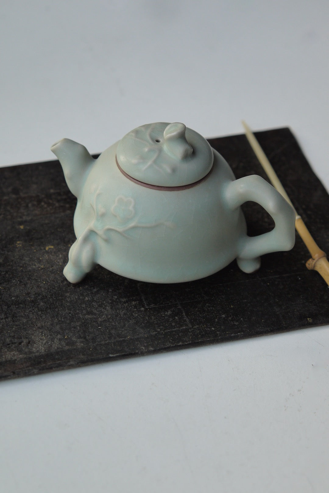 Vintage Style Ru Kiln Three-Legged Oolong Tea Teapot |Best Ceramics