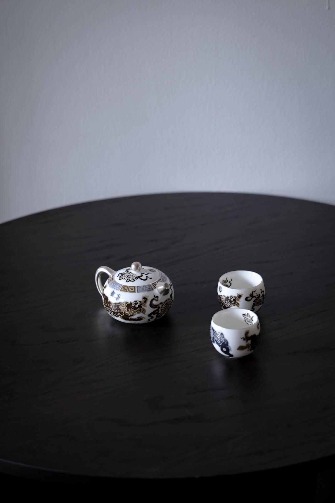 Hand-Painted Mythical Beast Tea Set Silver Accents Pearl Knob |Best Ceramics