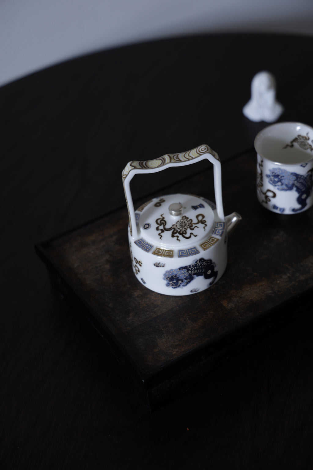 Ti Liang Overhead Handle Teapot Blue Gold Guardian Lion Motif|Best Ceramics
