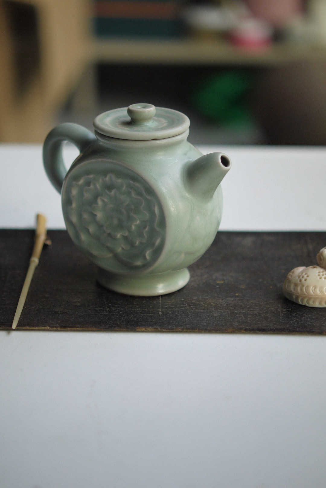 Ru Yao Vintage Flower Sculptured Gongfu Teapot Cracked Glaze Porcelain|BestCeramics