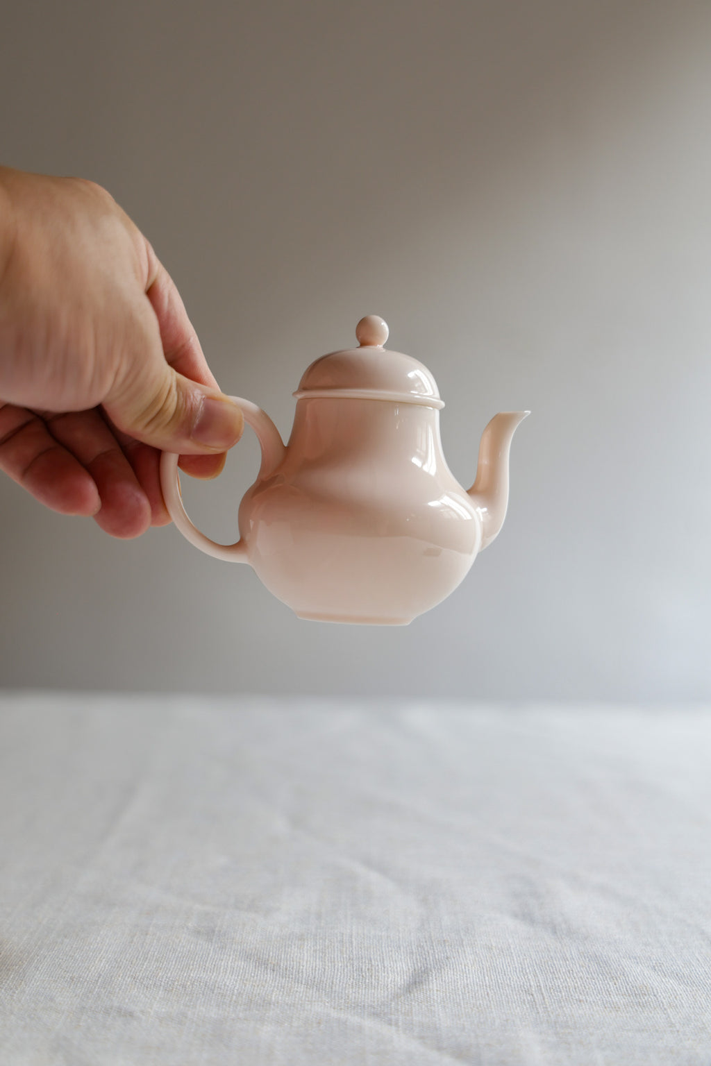 Ming Style White Porcelain Pot | Handcrafted Hai Er Hong Teapot