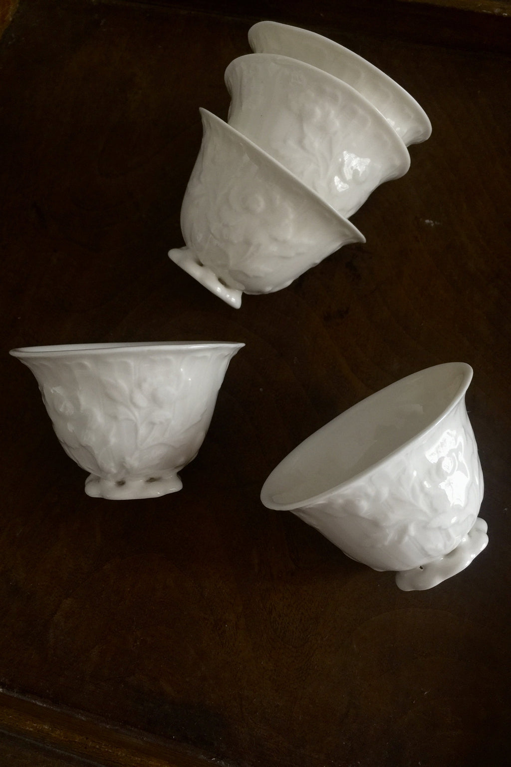 Antique Style Flower Sculpted Handmade Oval shape Teacups|Best Ceramics