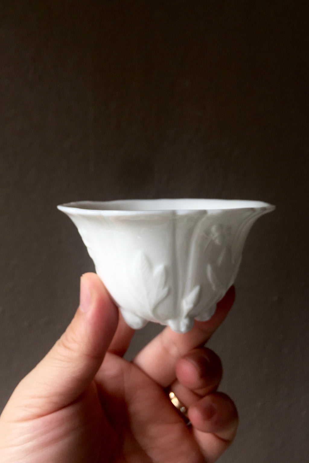 Antique Style Flower Sculpted Handmade Oblong Teacup|Best Ceramics